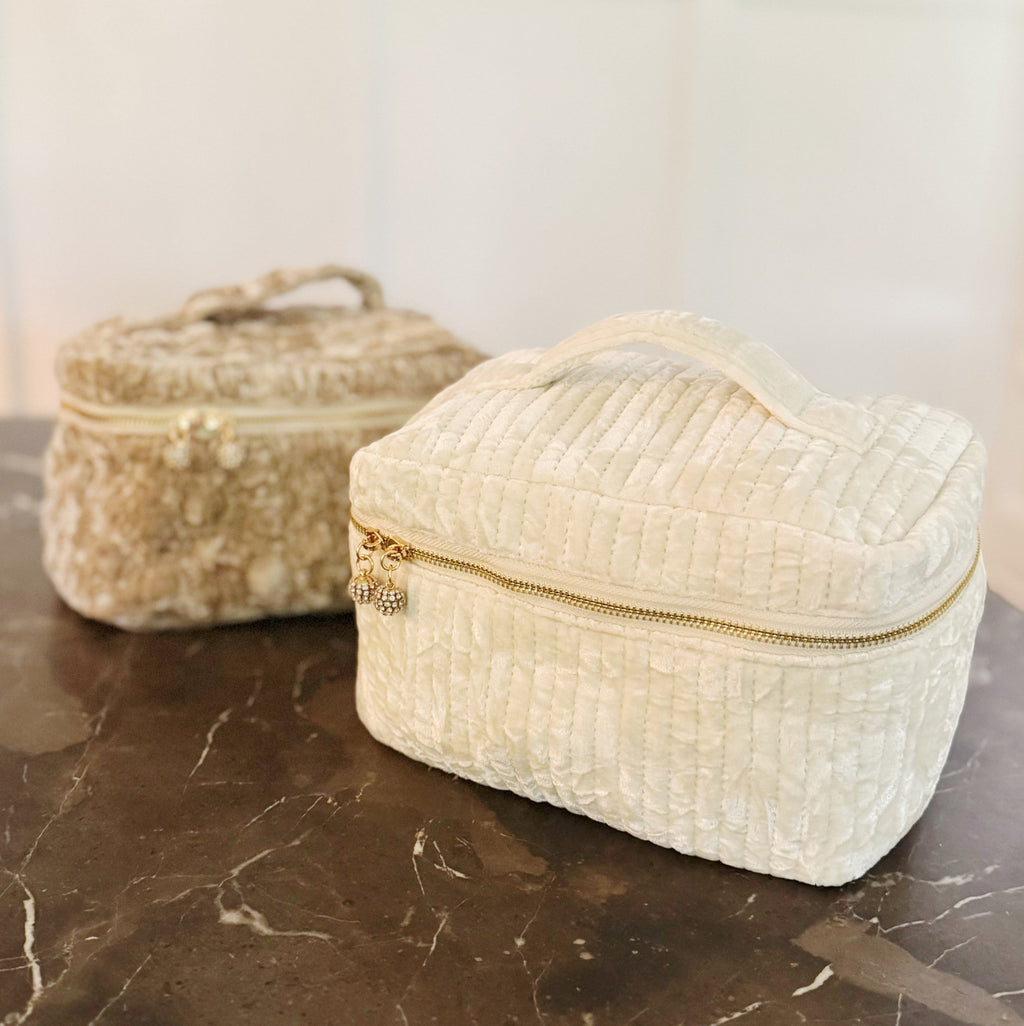 Quilted Velvet Vanity Case – Vintage Cosmetic Bag with Jeweled Zipper